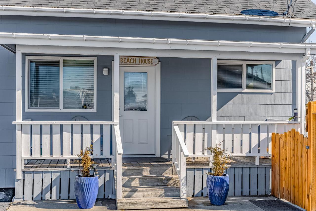 Beach House On Perch Eureka Exterior photo